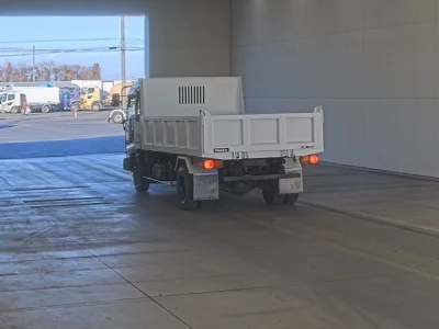 Isuzu FORWARD  с аукциона в Японии