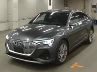 Audi e-tron лот № 341 оценка 4.5  с аукциона в Японии 3