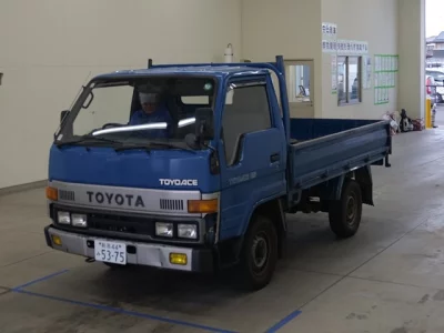 Toyota TOYOACE  с аукциона в Японии