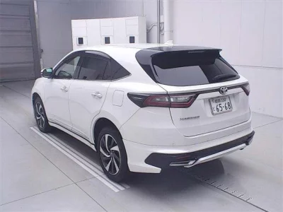 Toyota HARRIER  с аукциона в Японии