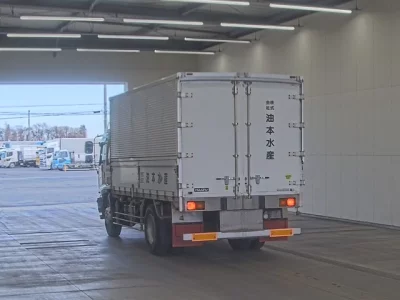 Isuzu FORWARD  с аукциона в Японии