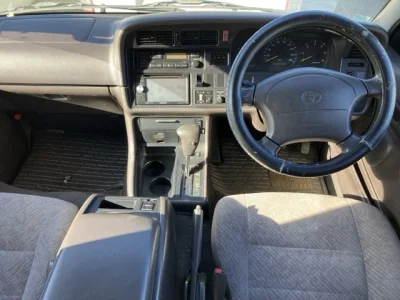 Toyota HIACE  с аукциона в Японии