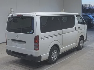 Toyota HIACE VAN  с аукциона в Японии
