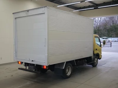 Hino DUTRO  с аукциона в Японии