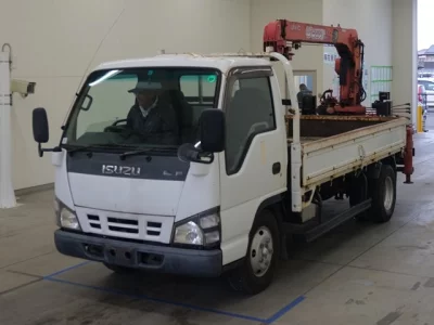Isuzu ELF  с аукциона в Японии