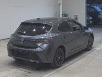 Toyota COROLLA SPORT лот № 20381 оценка 3.5  с аукциона в Японии 1