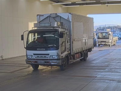 Isuzu FORWARD