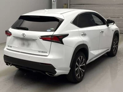 Lexus NX  с аукциона в Японии