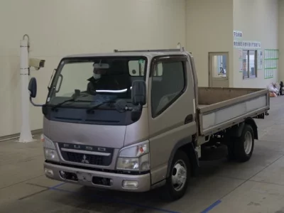 Mitsubishi CANTER  с аукциона в Японии