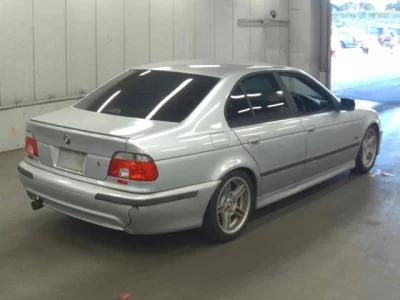 BMW 5-Series  с аукциона в Японии