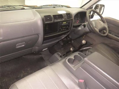 Mitsubishi DELICA  с аукциона в Японии