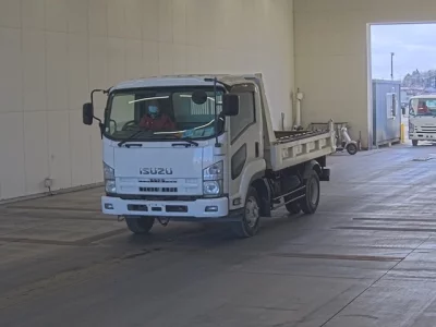 Isuzu FORWARD  с аукциона в Японии