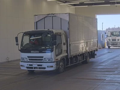 Isuzu FORWARD