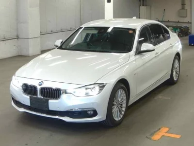 BMW 3-Series  с аукциона в Японии