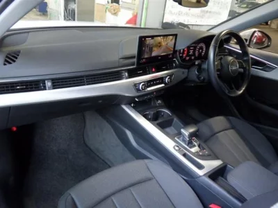 Audi A4  с аукциона в Японии