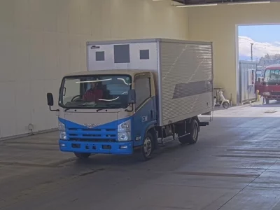 Isuzu ELF  с аукциона в Японии