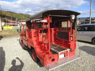 Toyota DYNA  с аукциона в Японии