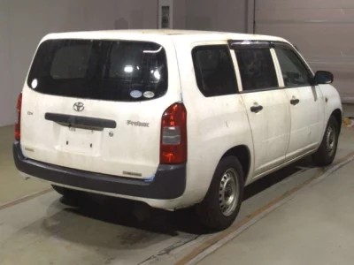 Toyota PROBOX  с аукциона в Японии