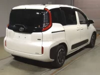 Toyota SIENTA лот № 2107 оценка 4  с аукциона в Японии 1