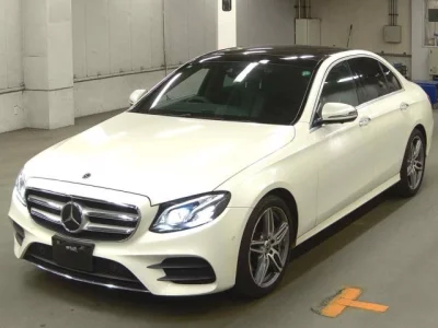 Mercedes-Benz E CLASS  с аукциона в Японии
