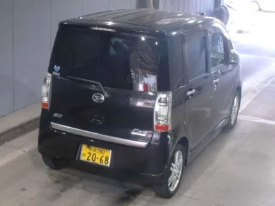 Daihatsu TANTO EXE