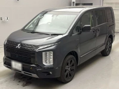 Mitsubishi DELICA D5