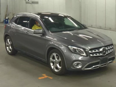 Mercedes-Benz GLA CLASS