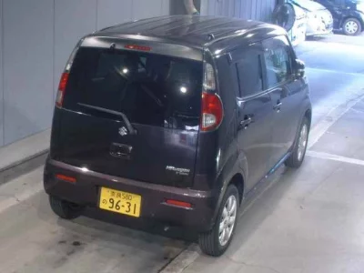 Suzuki MRWAGON
