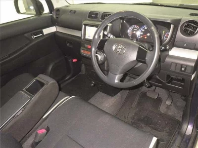 Toyota PIXIS SPACE