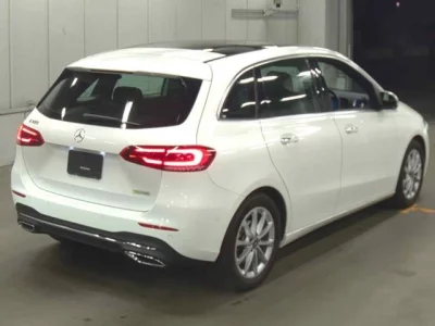 Mercedes-Benz B CLASS