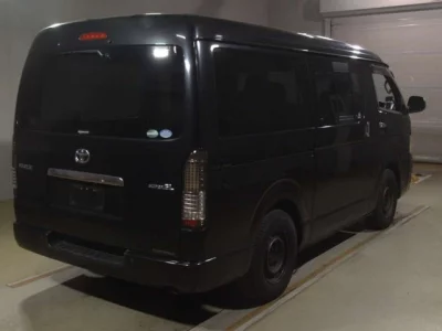 Toyota HIACE VAN  с аукциона в Японии