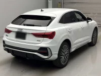 Audi Q3 лот № 5022 оценка 4.5  с аукциона в Японии 1