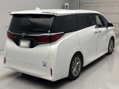 Toyota ALPHARD  с аукциона в Японии