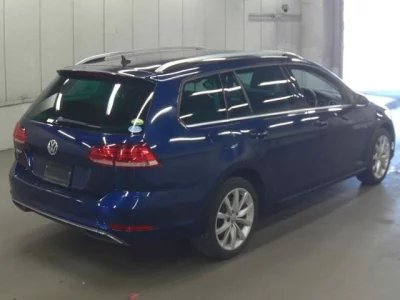 Volkswagen GOLF VARIANT
