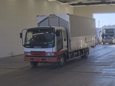 Isuzu FORWARD  с аукциона в Японии