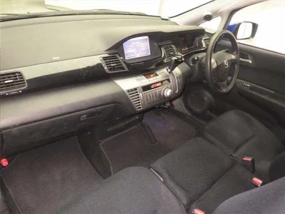 Honda EDIX  с аукциона в Японии