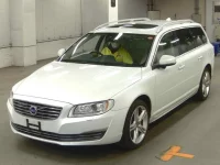 Volvo V70 лот № 407 оценка 4.5  с аукциона в Японии 3