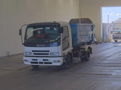 Isuzu FORWARD  с аукциона в Японии