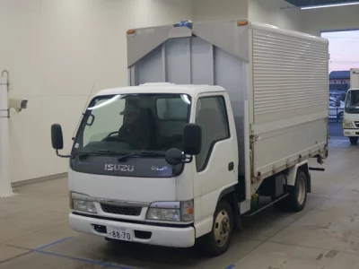 Isuzu ELF