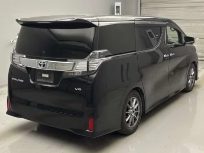 Toyota VELLFIRE  с аукциона в Японии