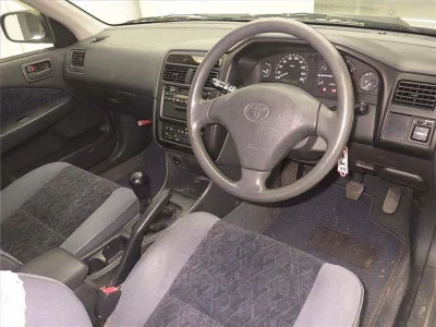 Toyota CARINA  с аукциона в Японии