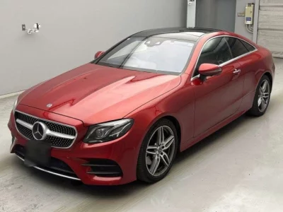 Mercedes-Benz E CLASS  с аукциона в Японии