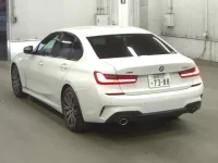 BMW 3-Series лот № 417 оценка 4  с аукциона в Японии 4
