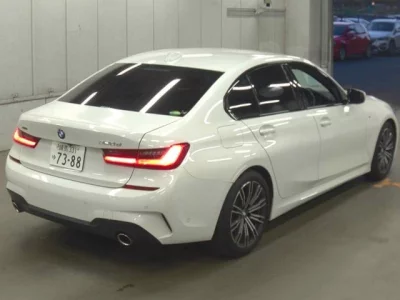BMW 3-Series  с аукциона в Японии