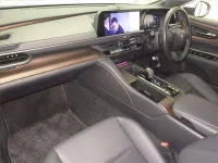 Toyota CROWN лот № 60052 оценка 5  с аукциона в Японии 3