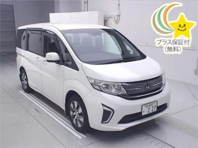 Honda STEP WAGON  с аукциона в Японии