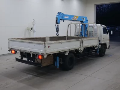 Isuzu ELF  с аукциона в Японии