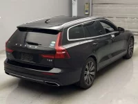 Volvo V60 лот № 5047 оценка 4  с аукциона в Японии 1