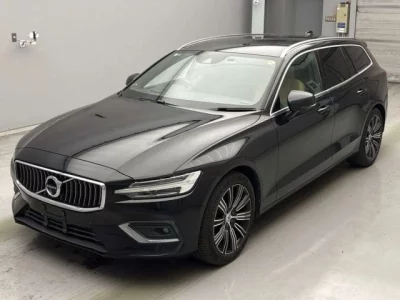 Volvo V60  с аукциона в Японии