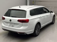 Volkswagen PASSAT VARIANT лот № 5051 оценка 4.5  с аукциона в Японии 1